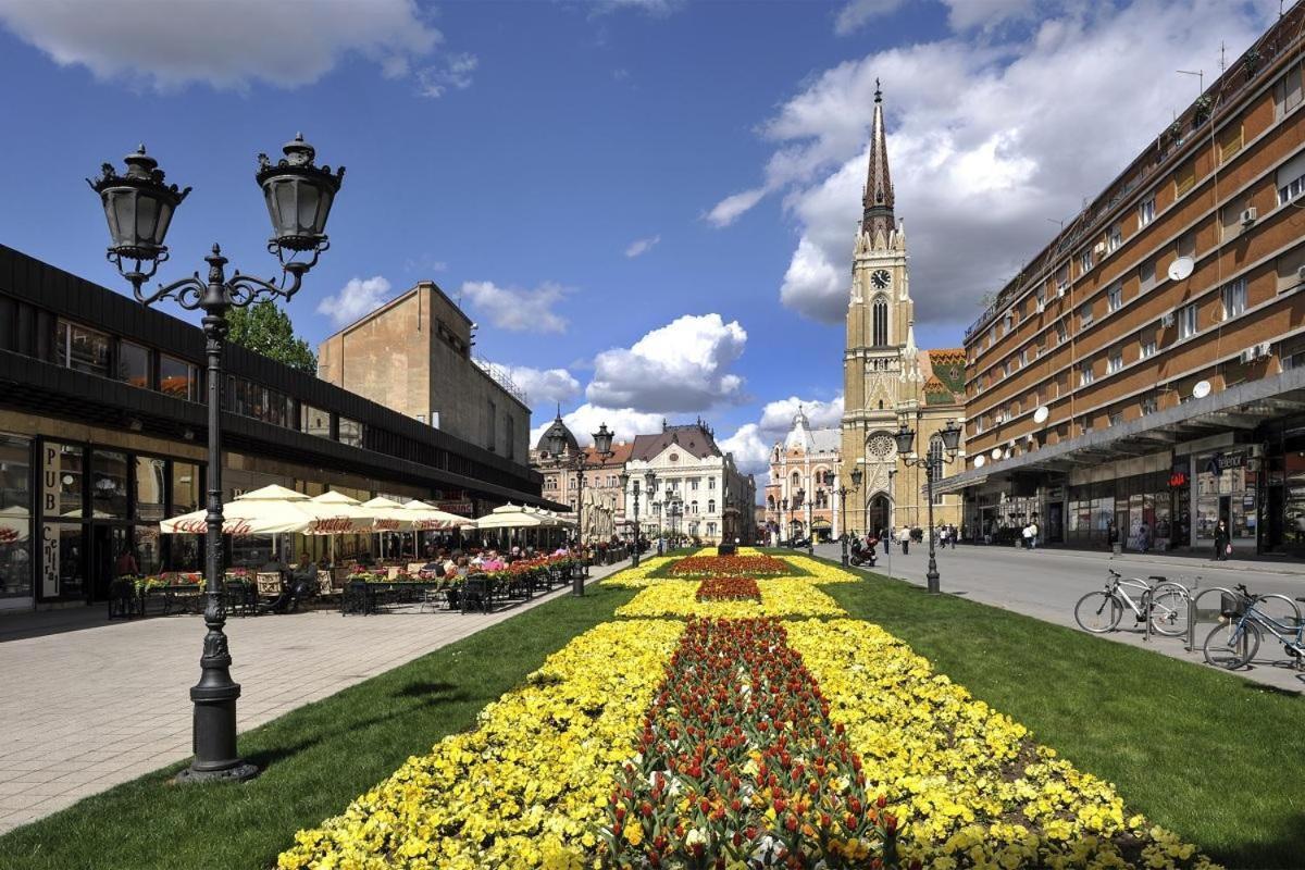 Ferienwohnung Oaza Centar Novi Sad Exterior foto